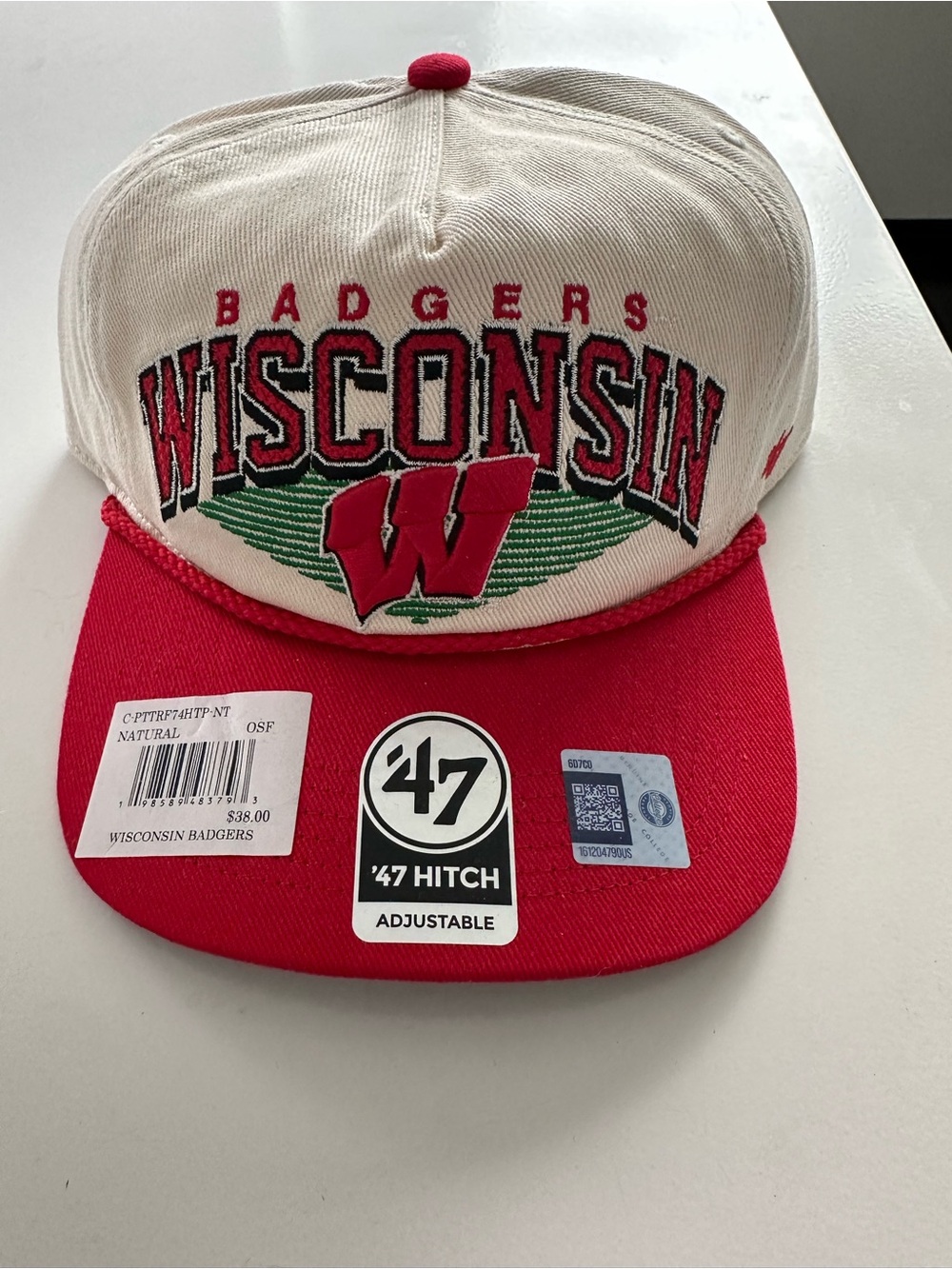 '47 Wisconsin Badgers White & Red Embroidered Snapback Hat
